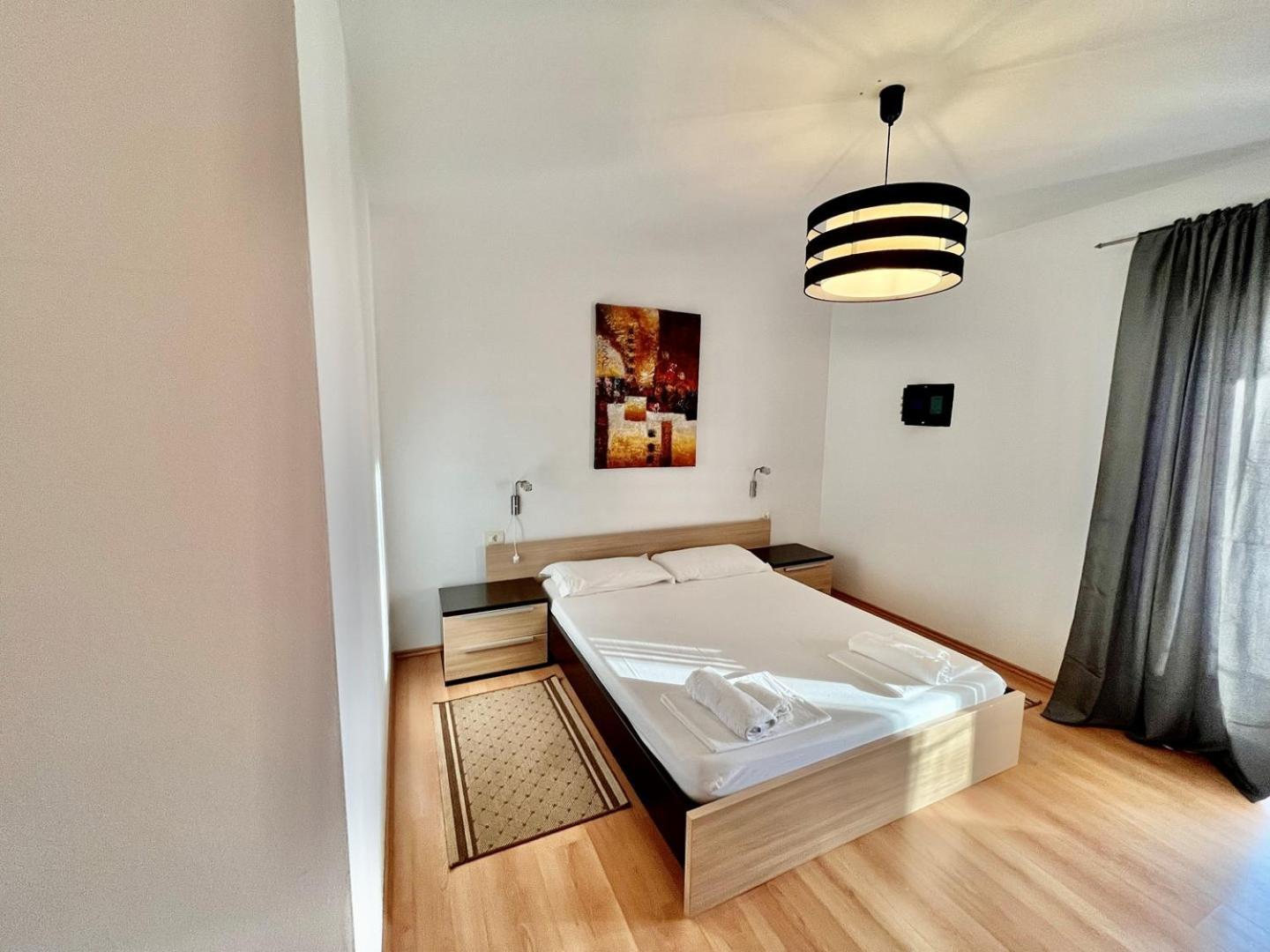 פורץ Fineda Grande Apartments מראה חיצוני תמונה