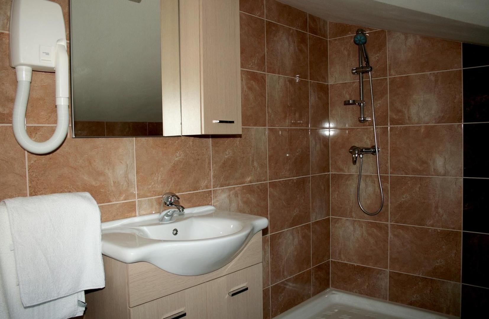 פורץ Fineda Grande Apartments מראה חיצוני תמונה