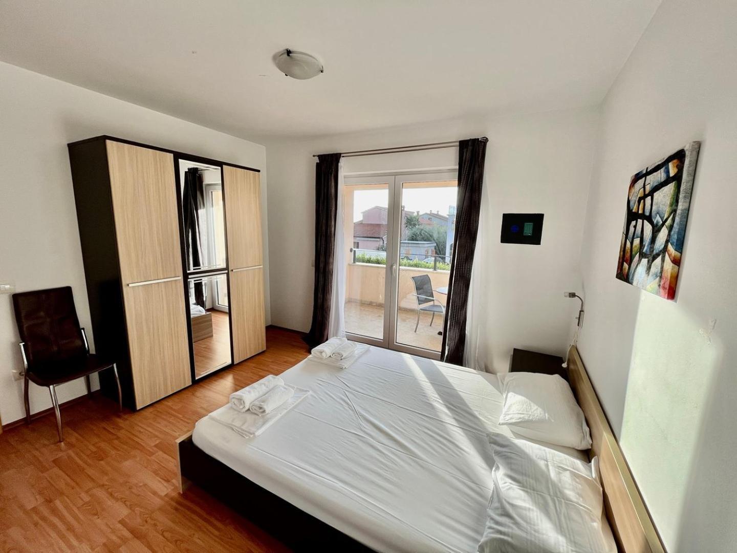 פורץ Fineda Grande Apartments מראה חיצוני תמונה