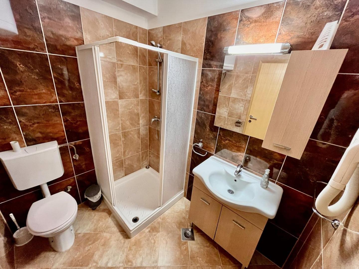 פורץ Fineda Grande Apartments מראה חיצוני תמונה
